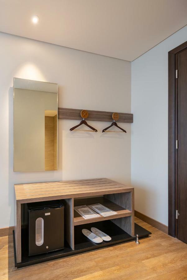Luminor Hotel Jakarta Kota By Wh ภายนอก รูปภาพ