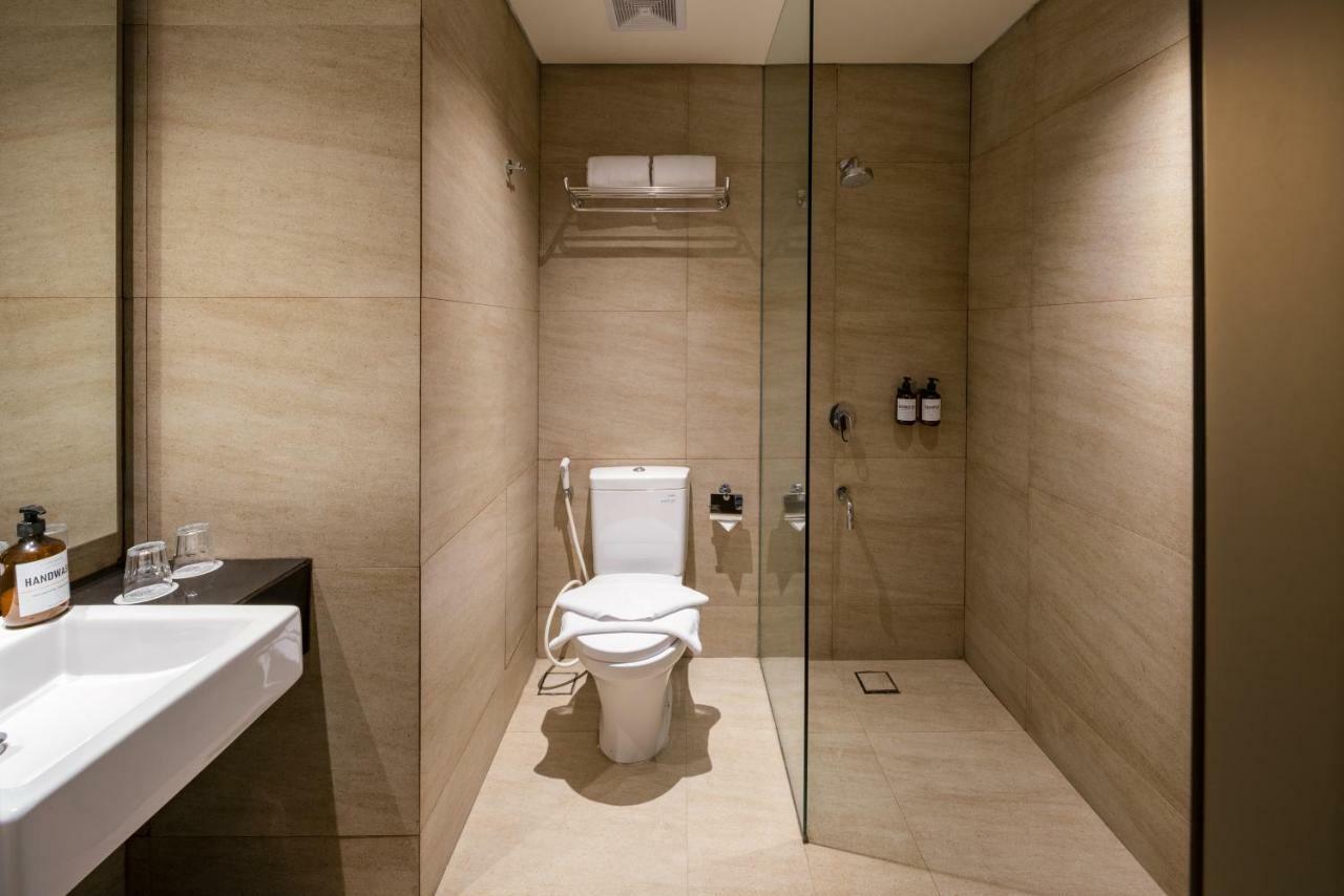 Luminor Hotel Jakarta Kota By Wh ภายนอก รูปภาพ