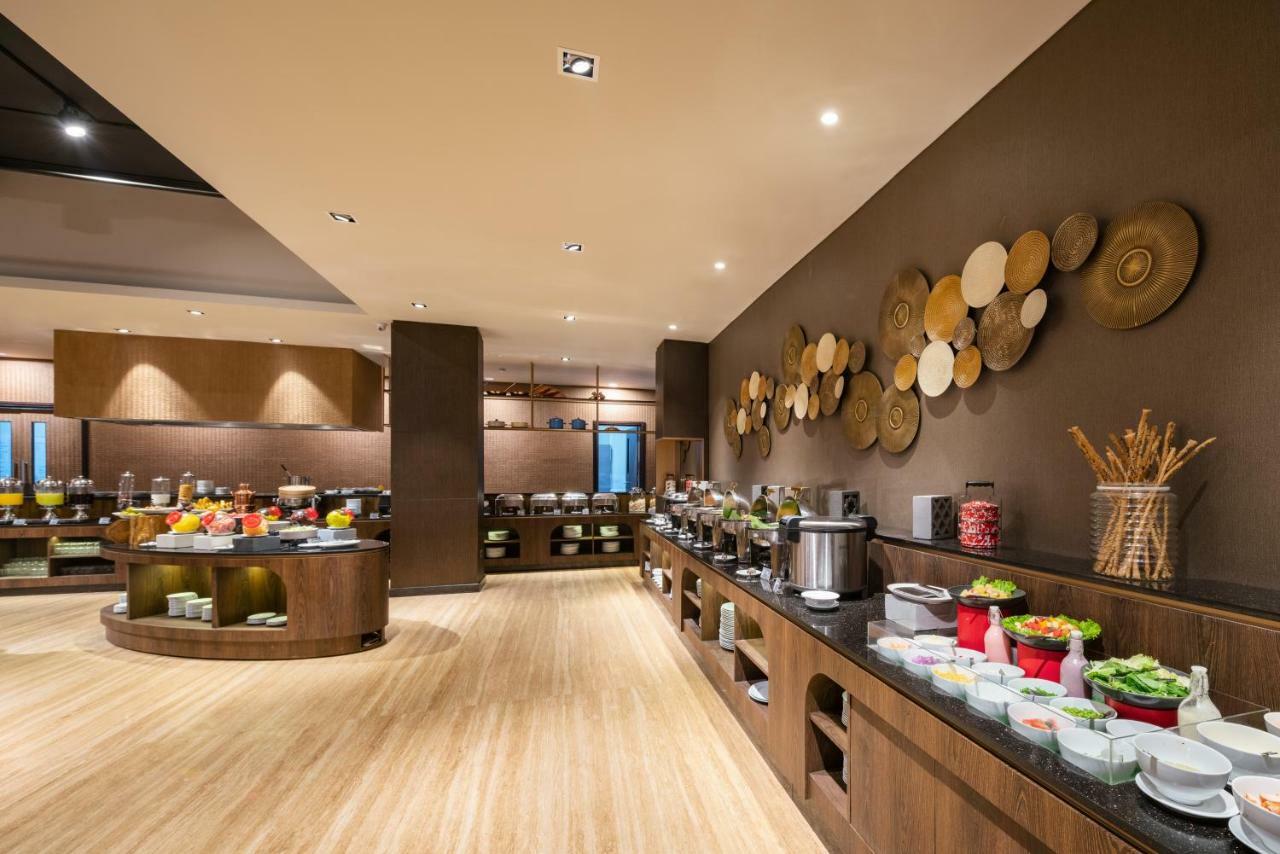 Luminor Hotel Jakarta Kota By Wh ภายนอก รูปภาพ